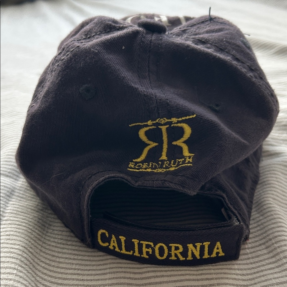 Robin Ruth Black California Cap - Picture 4 of 8